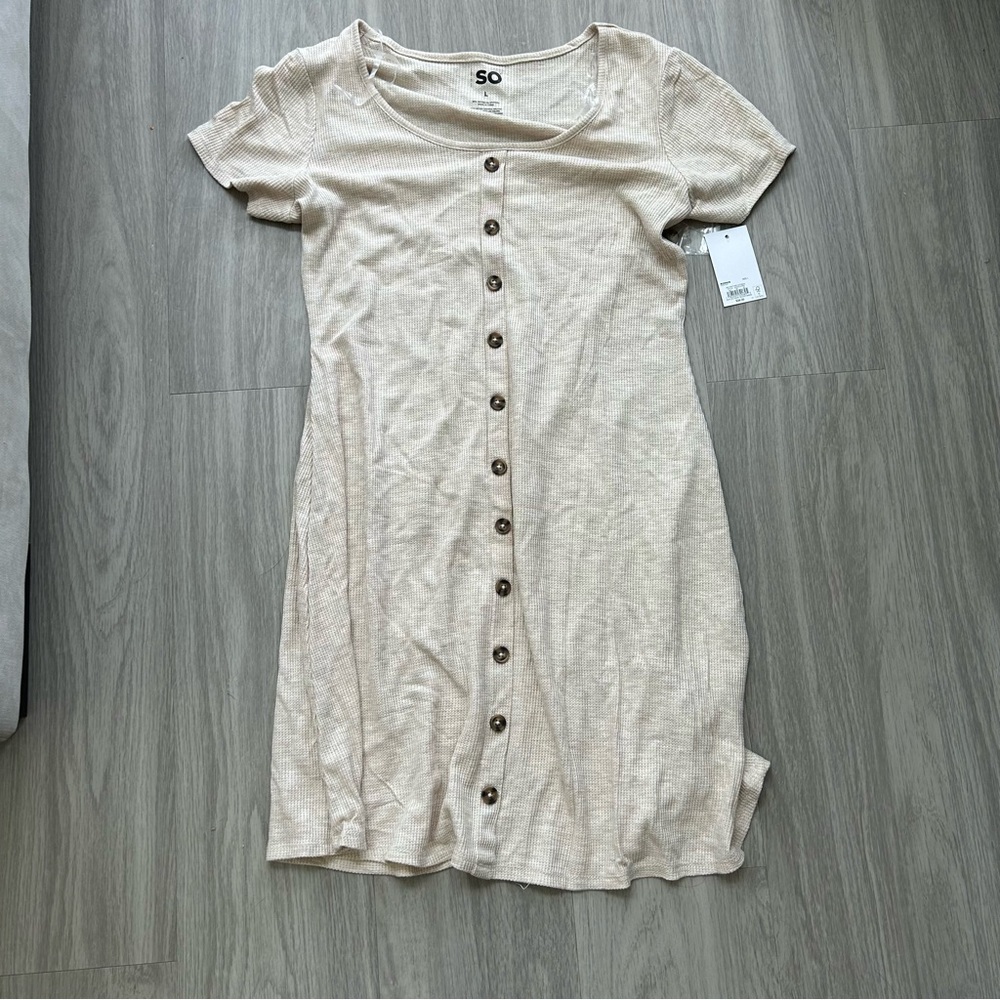 So tight button down dress NWT